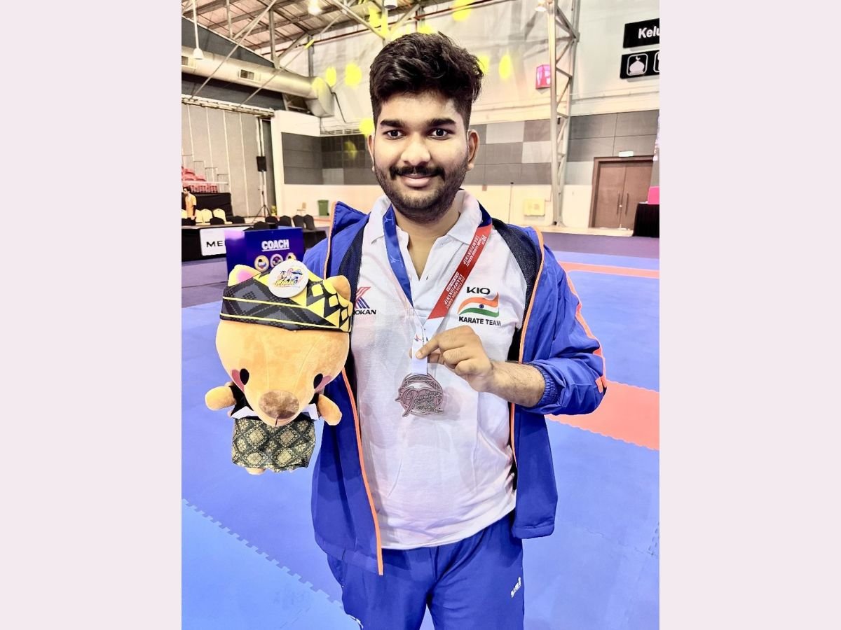 Indian Para-Athlete Kartikeya Goel Clinches Silver Medal at Asian Para Karate Championship 2023.